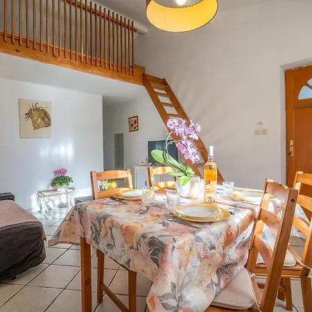 Magali - Hye550 By Interhome *